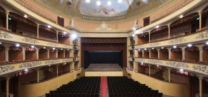 Teatro-Storchi_Modena_01-890x500